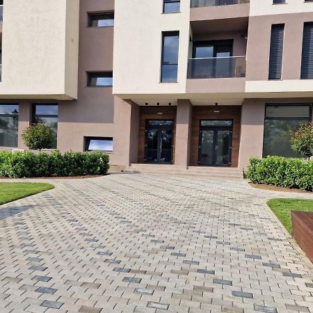 West Homes 34 Oradea Exterior photo