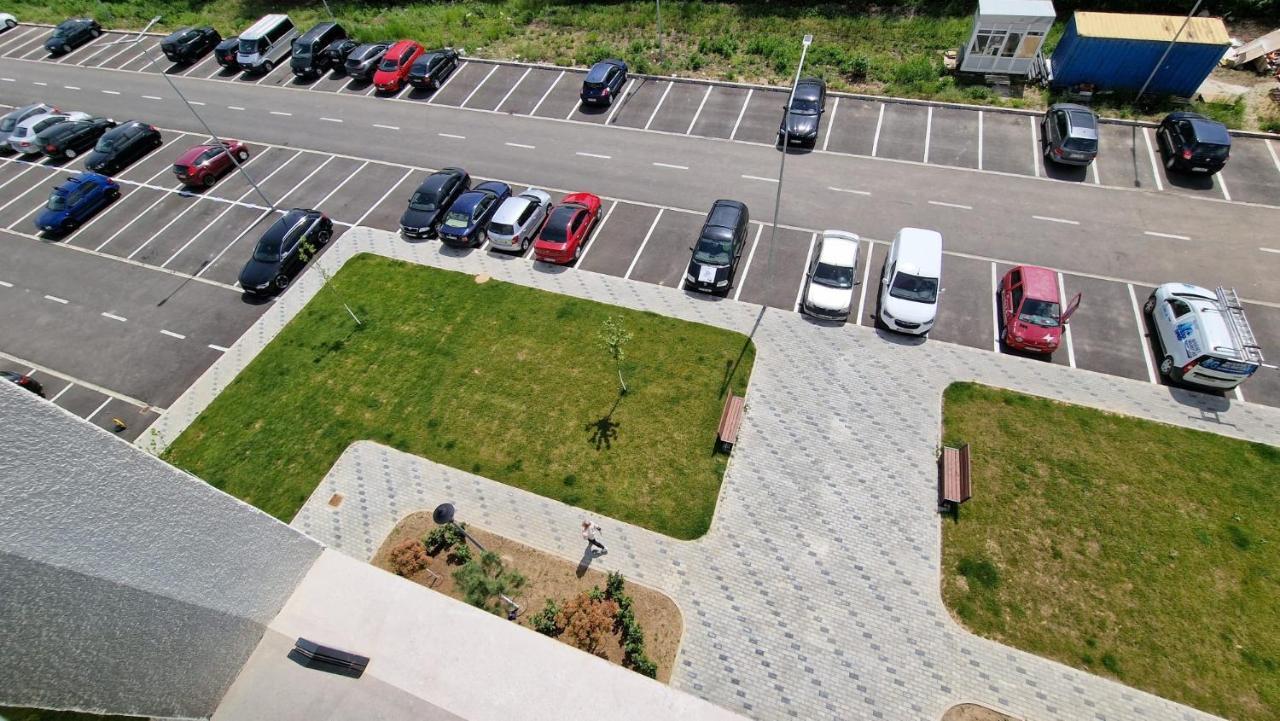 West Homes 34 Oradea Exterior photo